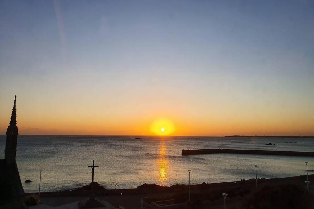 Le Phare De La Croix Pleine Vue Mer Centre Ville Concarneau Eksteriør billede